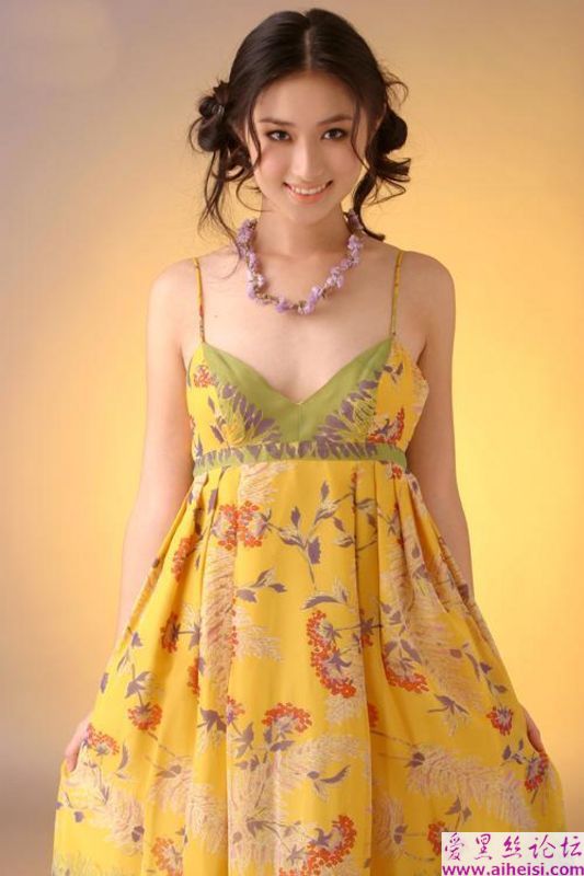 好漂亮的眼睛和脸蛋_好美的女孩儿