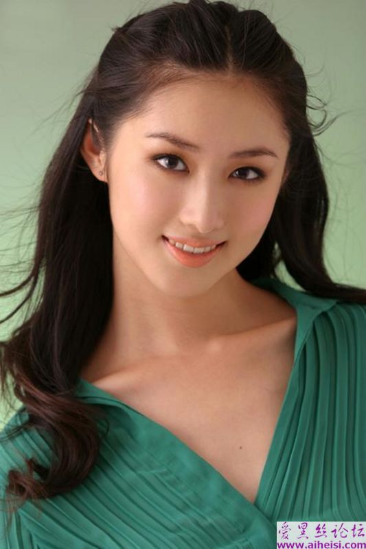 好漂亮的眼睛和脸蛋_好美的女孩儿