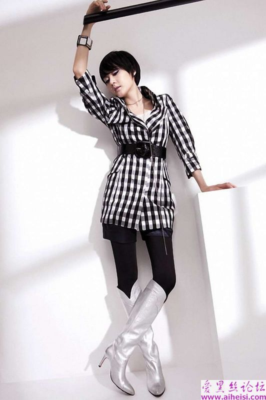 委婉动人的服装模特