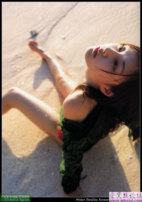娇俏美少女诱人双峰
