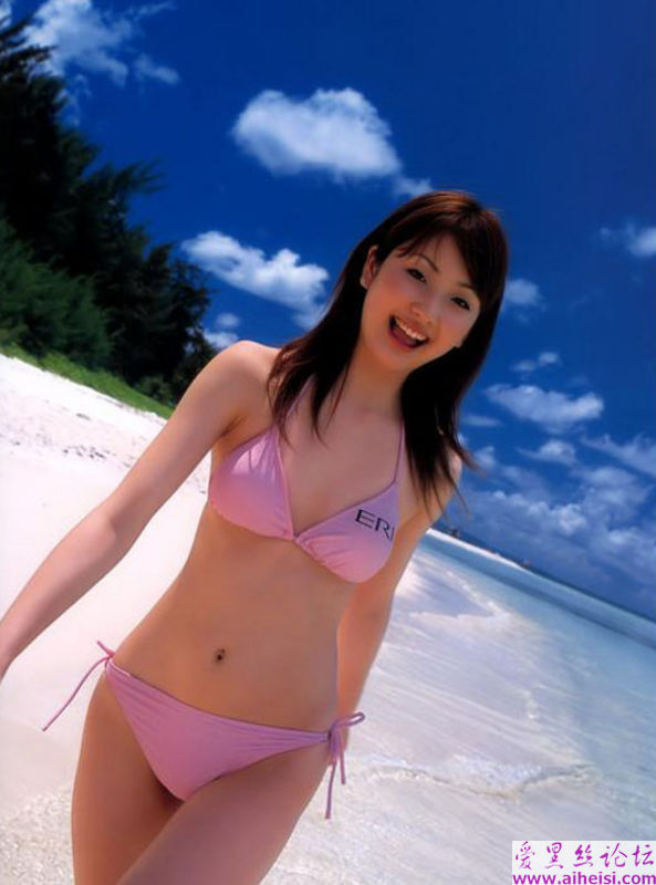 婷婷玉立的可爱小女生生活写真