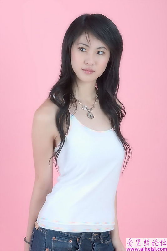 嫦娥般的小妹妹