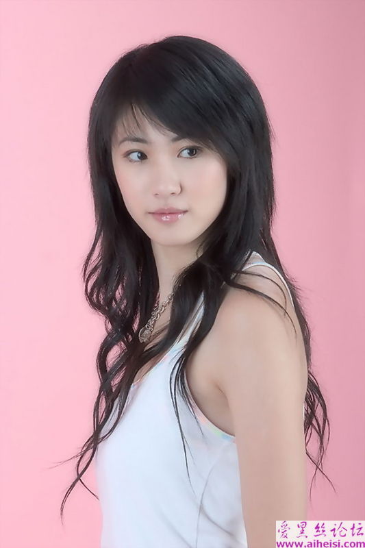 嫦娥般的小妹妹