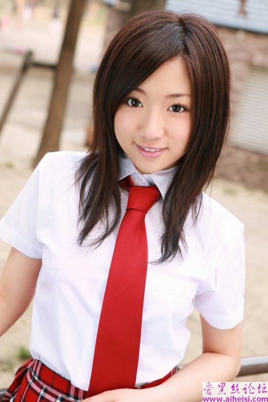 学生妹妹校服红裙写真