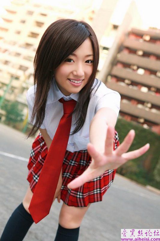 学生妹妹校服红裙写真