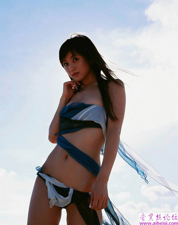 安静甜美的MM