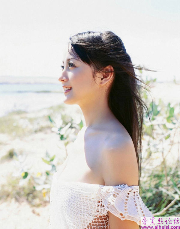 安静甜美的MM