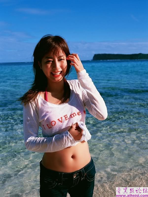小仓优子换泳装过程