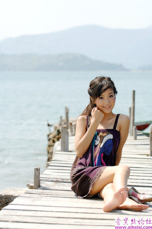 小家碧玉,_湖边美女