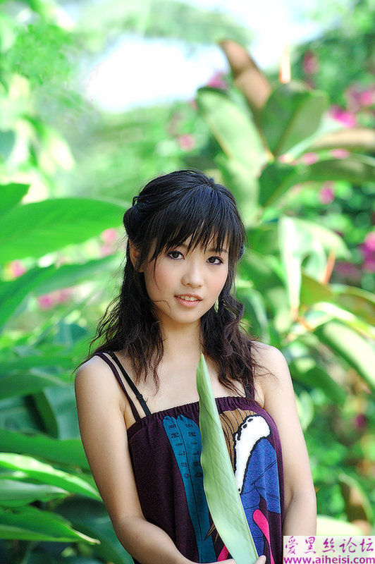 小家碧玉,_湖边美女