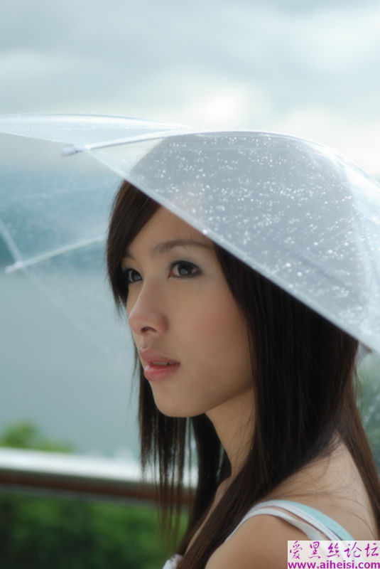 小美女清纯的让你无邪念