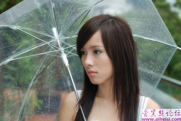 小美女清纯的让你无邪念