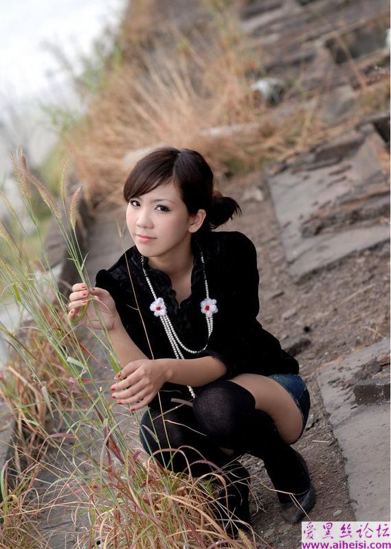 山野里黑色的韵味