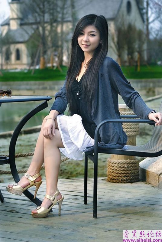 川大女生，性感迷人
