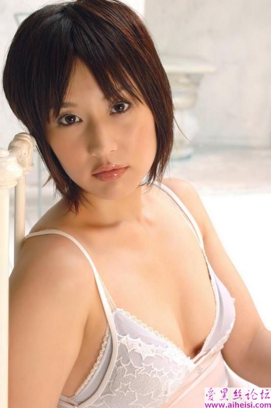 平田弥里她湿透了