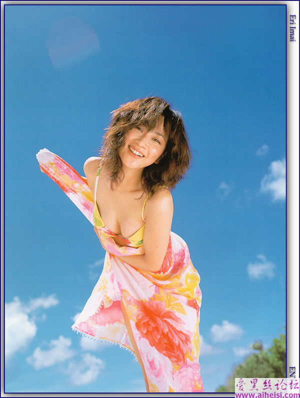 床榻上的美女'今井惠理'