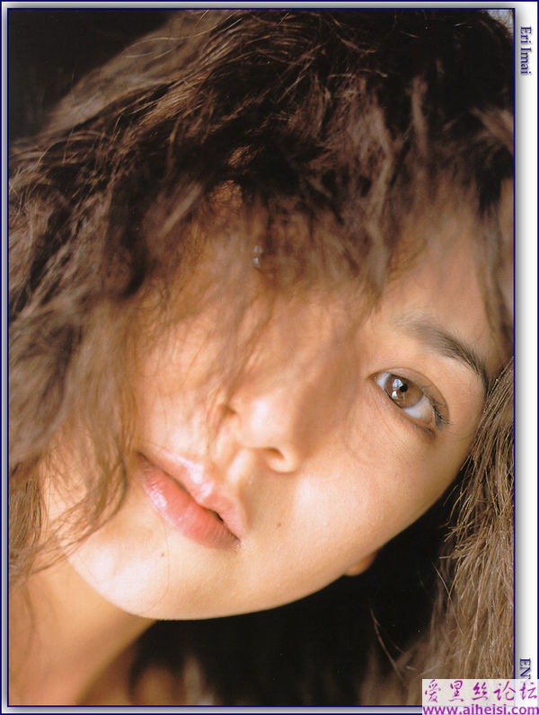 床榻上的美女'今井惠理'