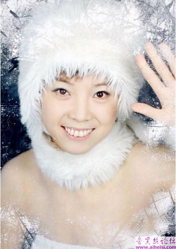 张怡宁媚态写真