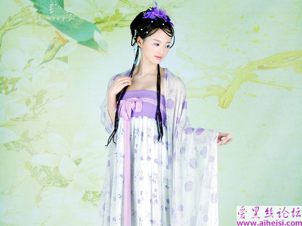 很有特色的古装美女图片欣赏