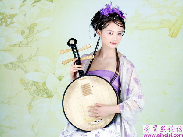 很有特色的古装美女图片欣赏