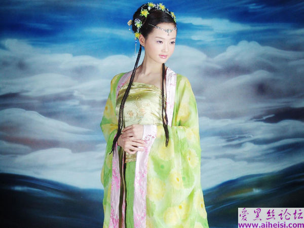 很有特色的古装美女图片欣赏