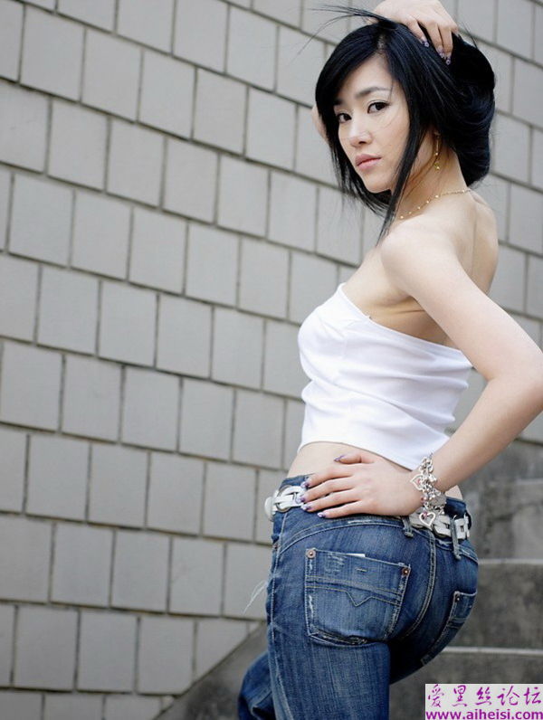 性感妩媚的姐姐