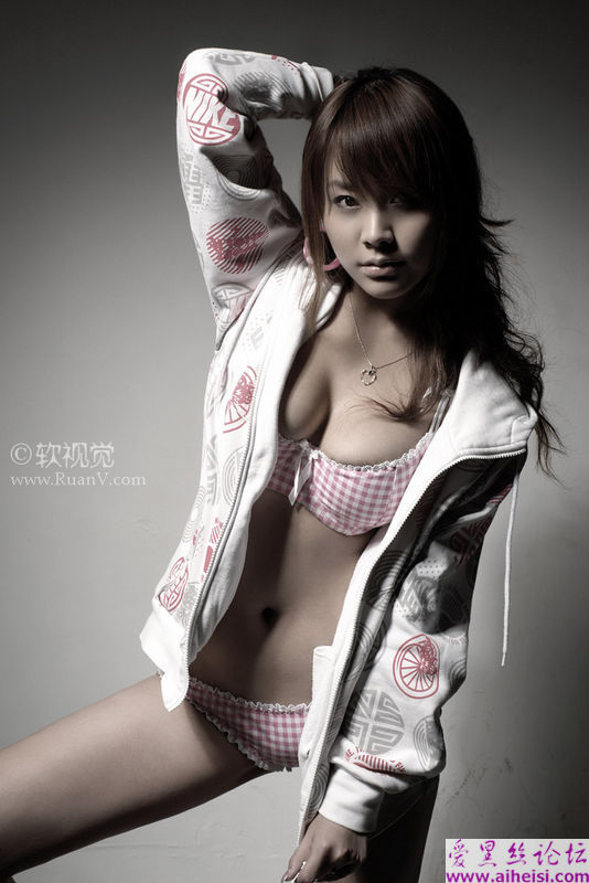 性感美女桃乃恋性感写真