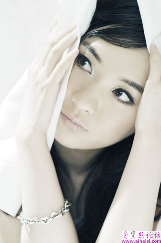 新加坡白领女士图片