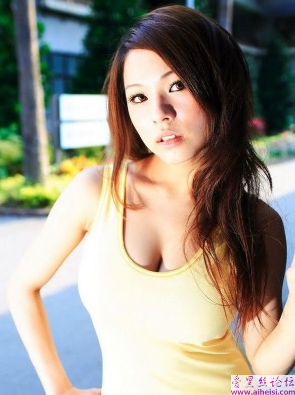 32F巨乳女孩好清纯