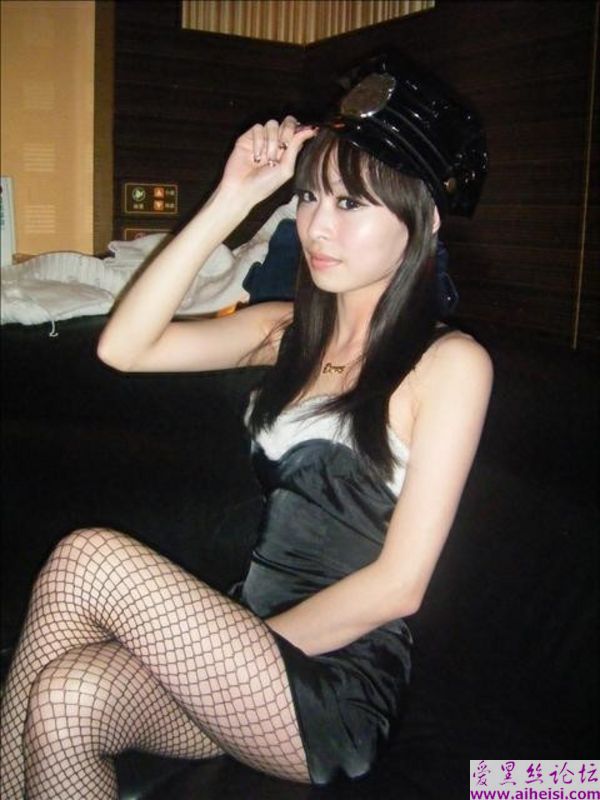 KTV美女自拍