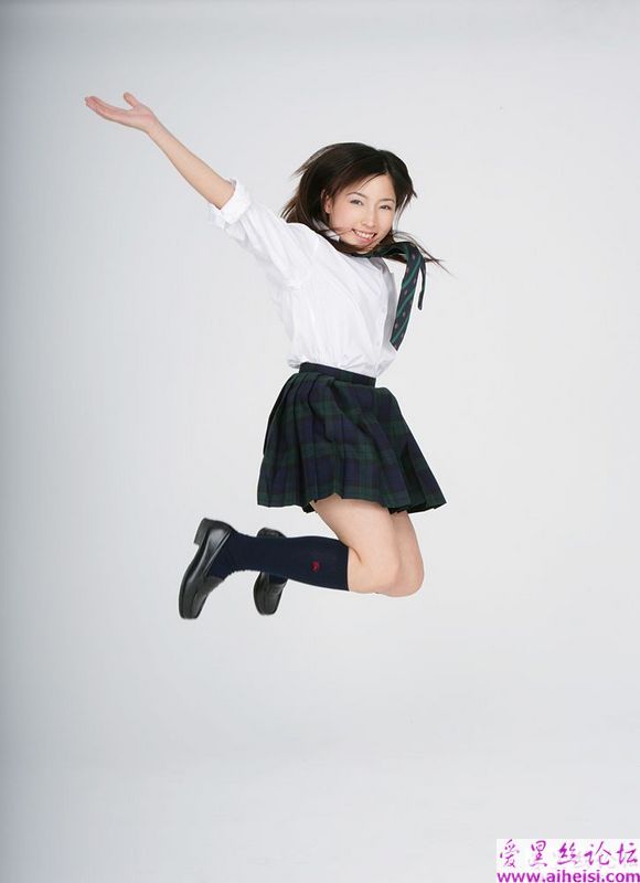 日本清纯女学生