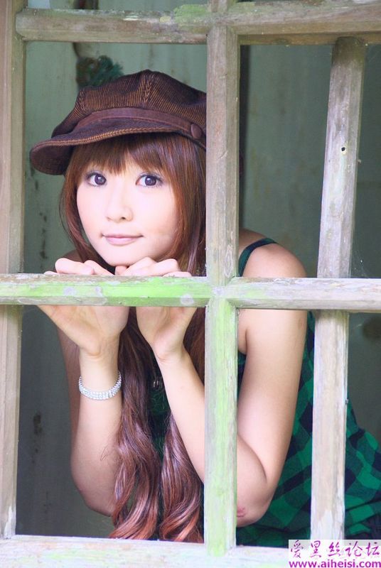 甜美可爱的清纯小妹妹
