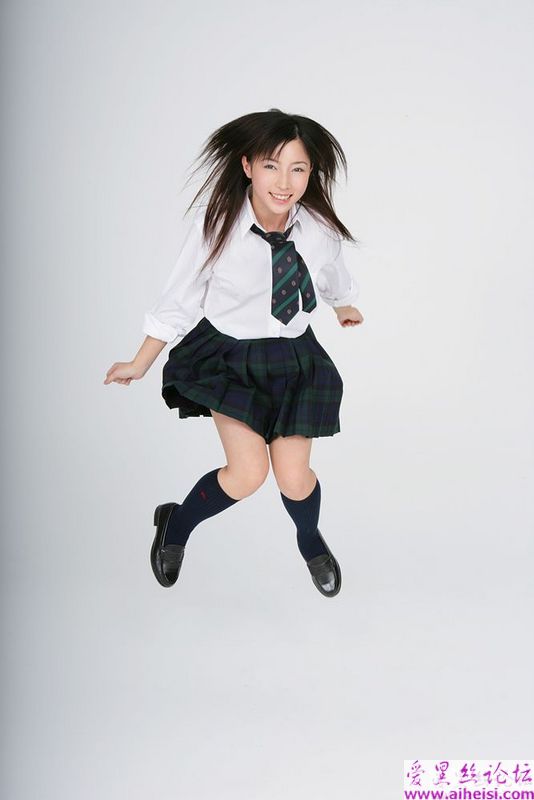 日本清纯女学生