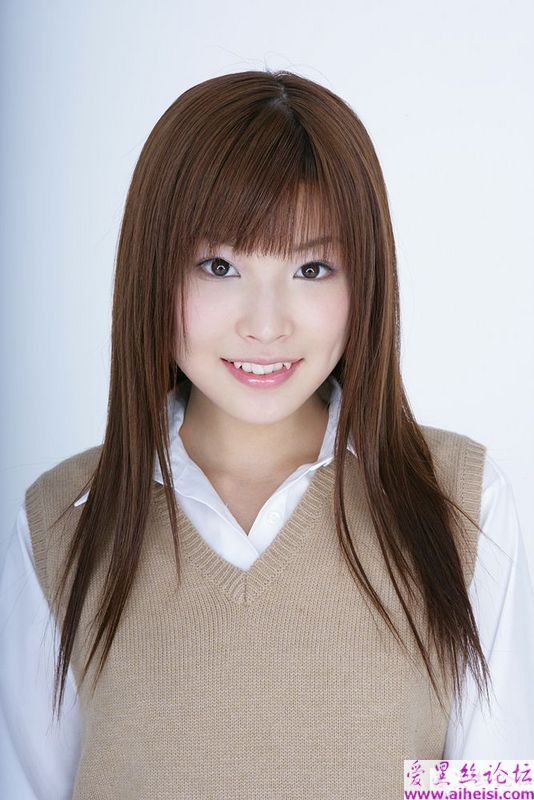 日本清纯女学生