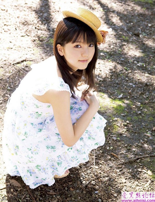 美少女真野惠里菜