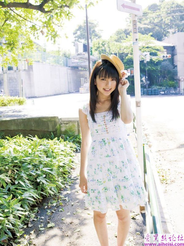 美少女真野惠里菜