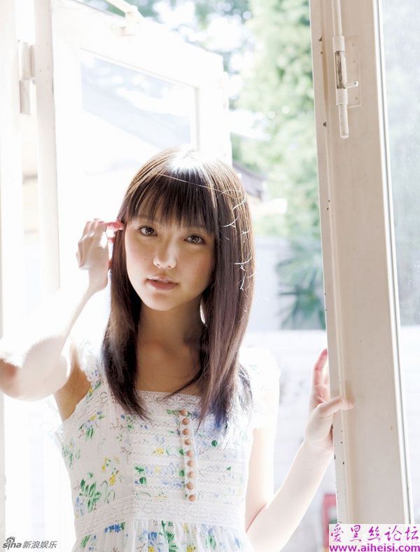 美少女真野惠里菜
