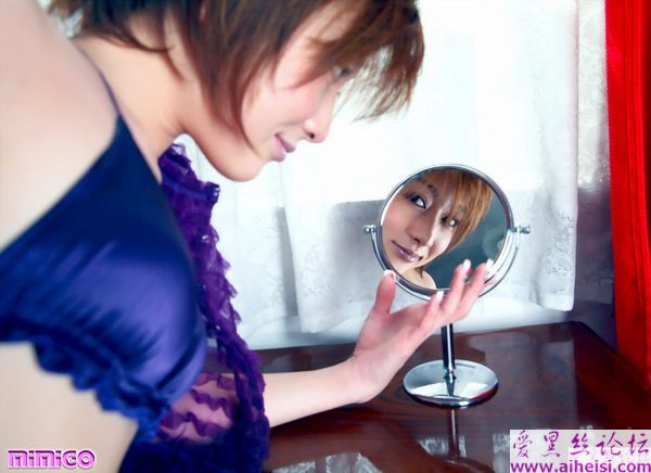 Anzu Sayuri 杏
