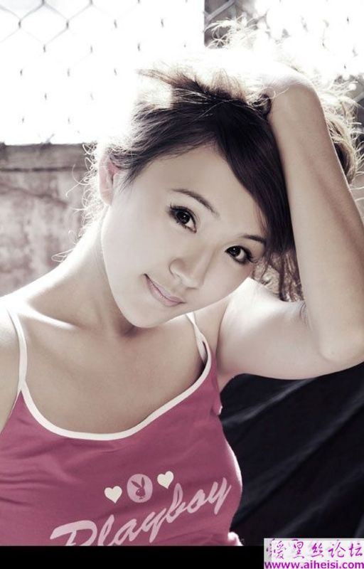 ]清纯性感小美女