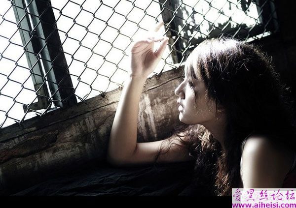 ]清纯性感小美女