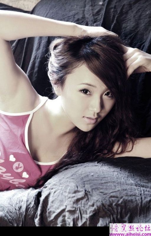 ]清纯性感小美女