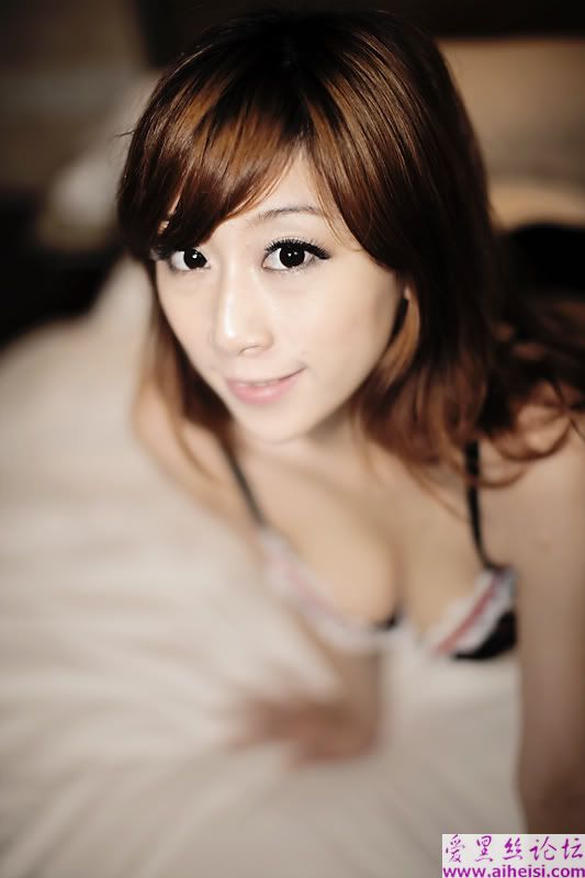 身材一流的國產囡囡sexy誘惑私房照