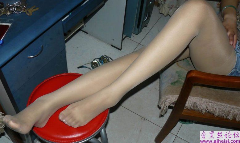 精心整理的美腿丝袜短裤系列三
