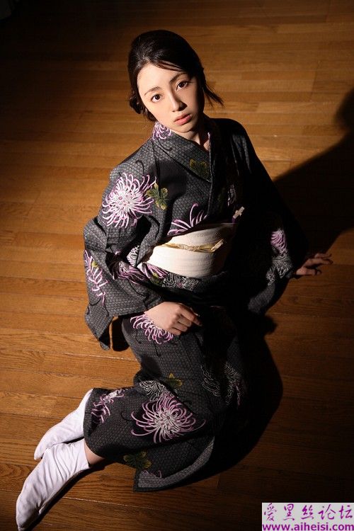 笑容可掬的池井美優