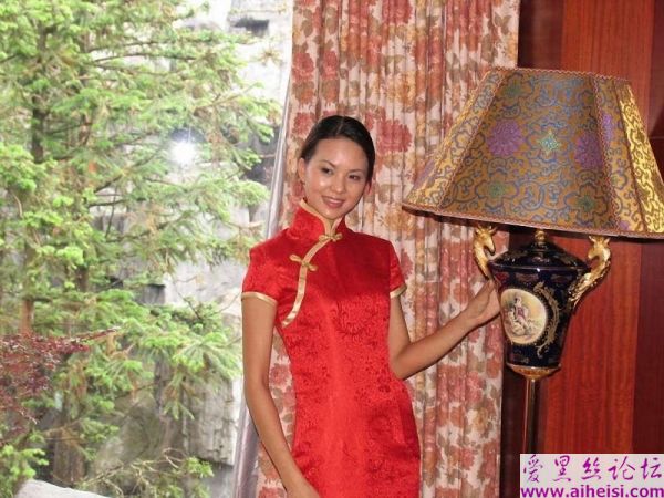 漂亮的迎宾小姐