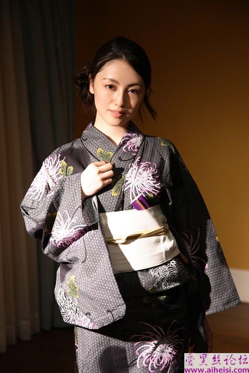 笑容可掬的池井美優