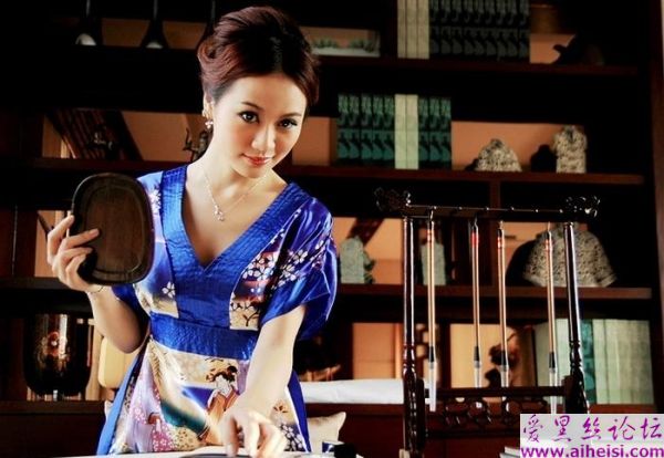 茶艺馆的美貌女子