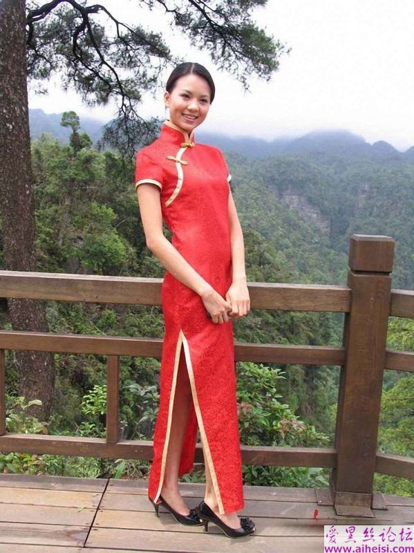 漂亮的迎宾小姐