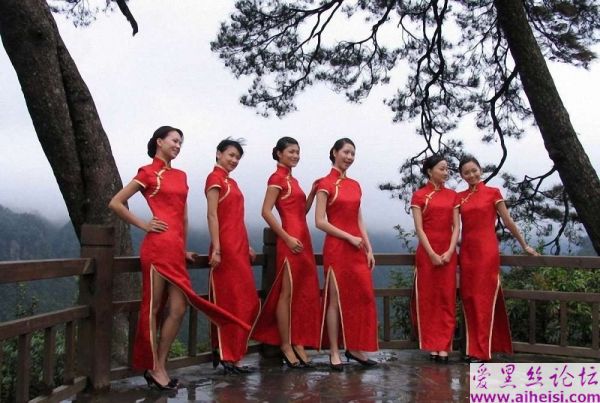 漂亮的迎宾小姐