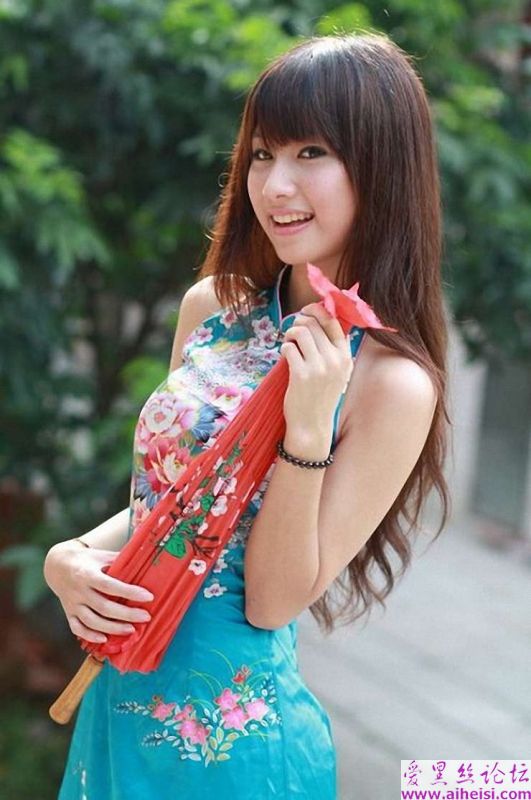 鲜花一般的旗袍姑娘